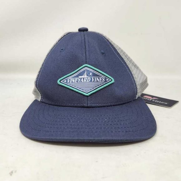 Vineyard Vines Other - New boys Vineyard Vines kids sportfisher fishing trucker hat